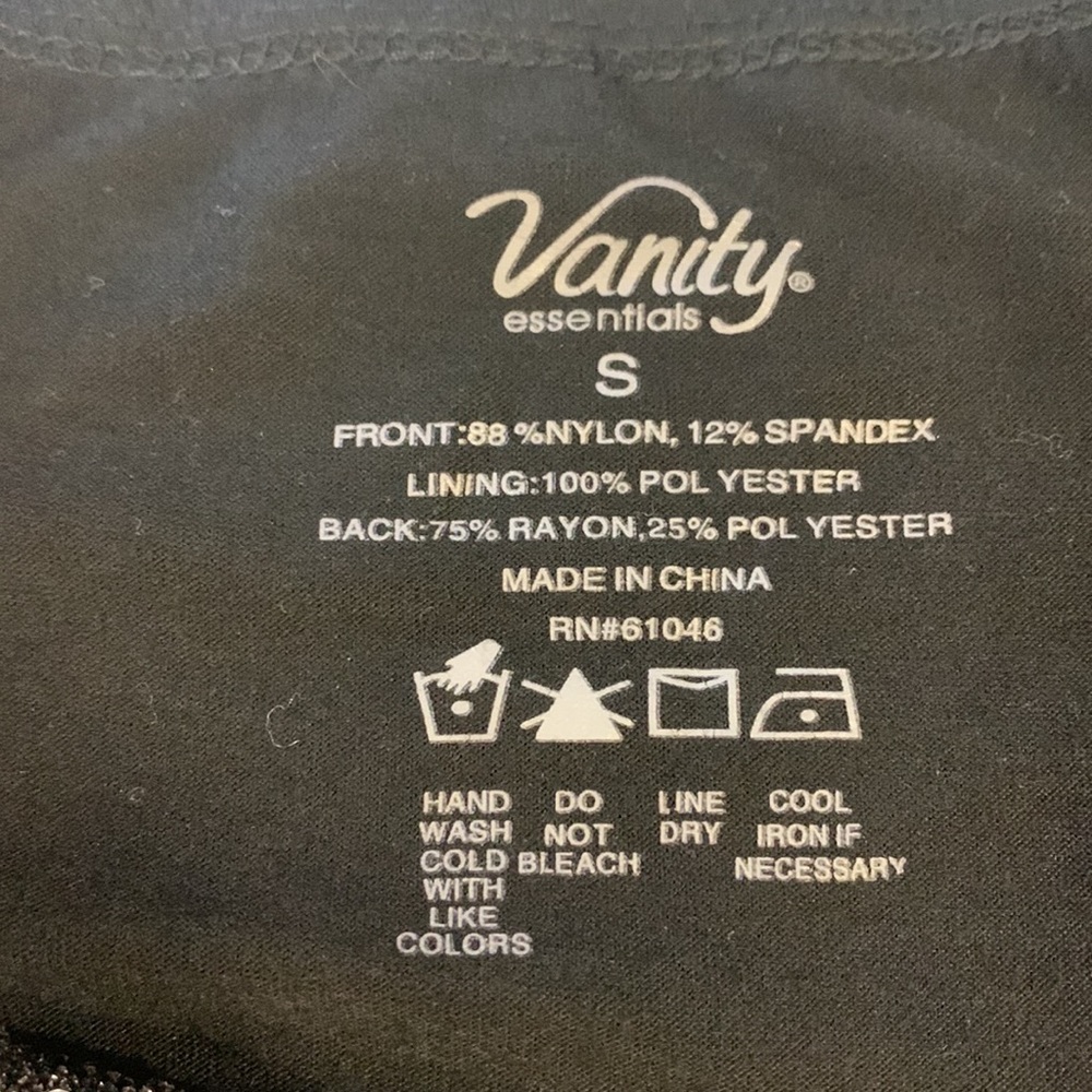 Vanity Small black and silver bling tank top - Picture 7 of 8